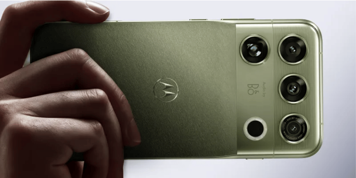 Motorola Signature 27 Camera