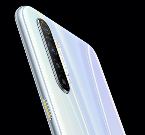 realme xt cameras