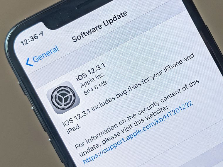 iphone vs android updates