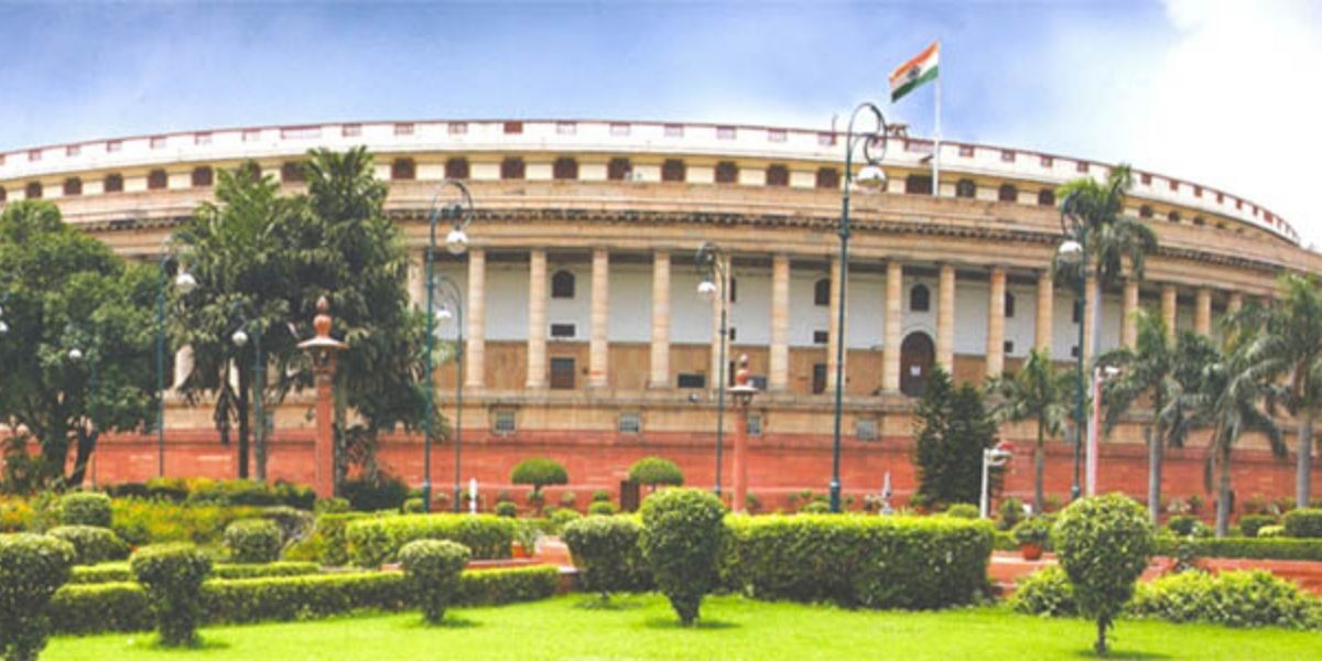 Intel Agencies Warns Against Use Of 52 Red Flag Mobile Apps With Links To China!