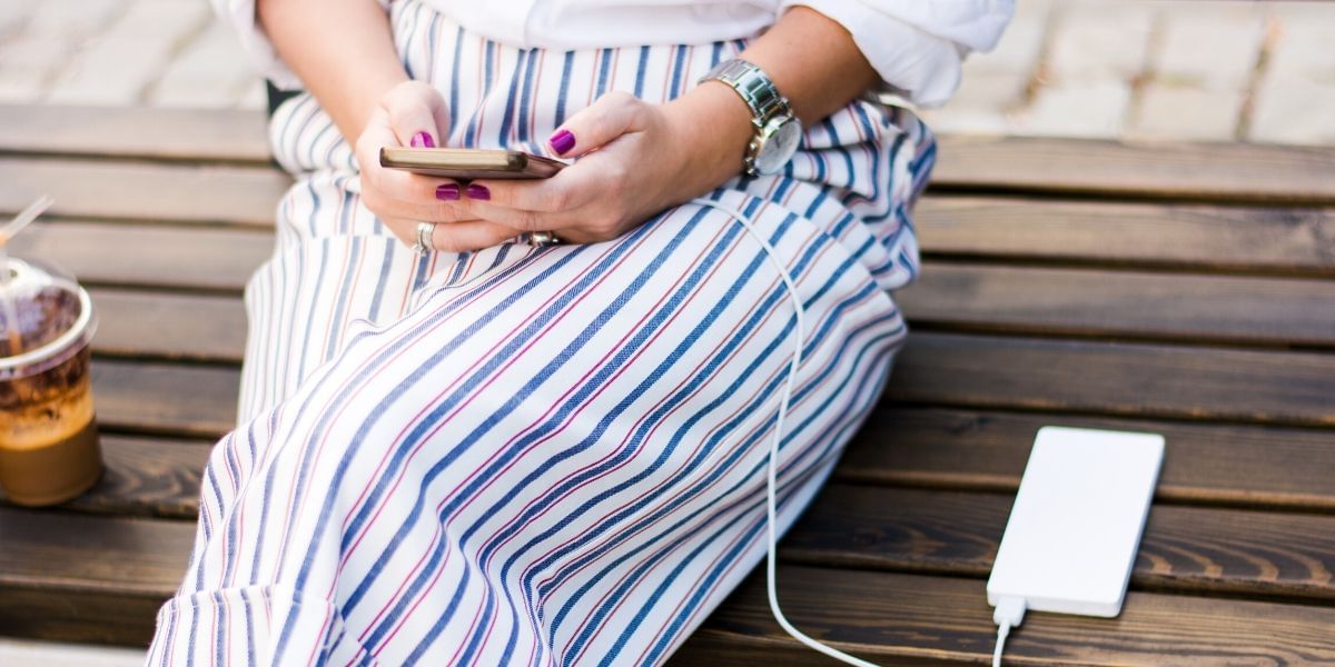 How To Save Battery Life On iPhone!