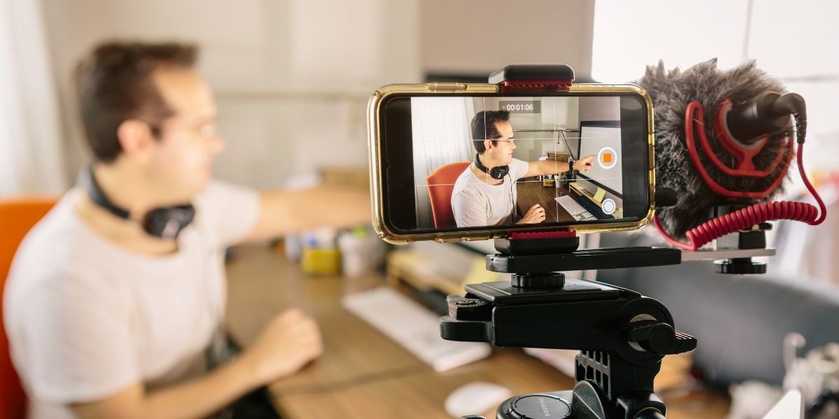 7 Best Smartphone YouTubers Every Gadget Lover Should Follow!