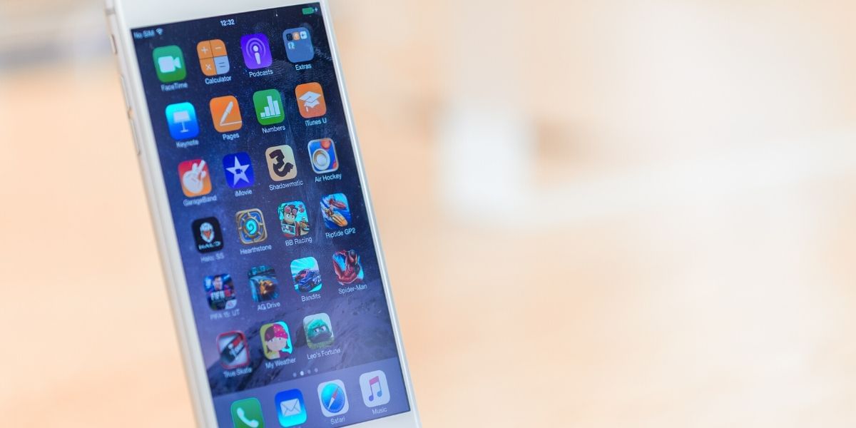 How To Take Mirror Selfies On iPhone With iOS 14
