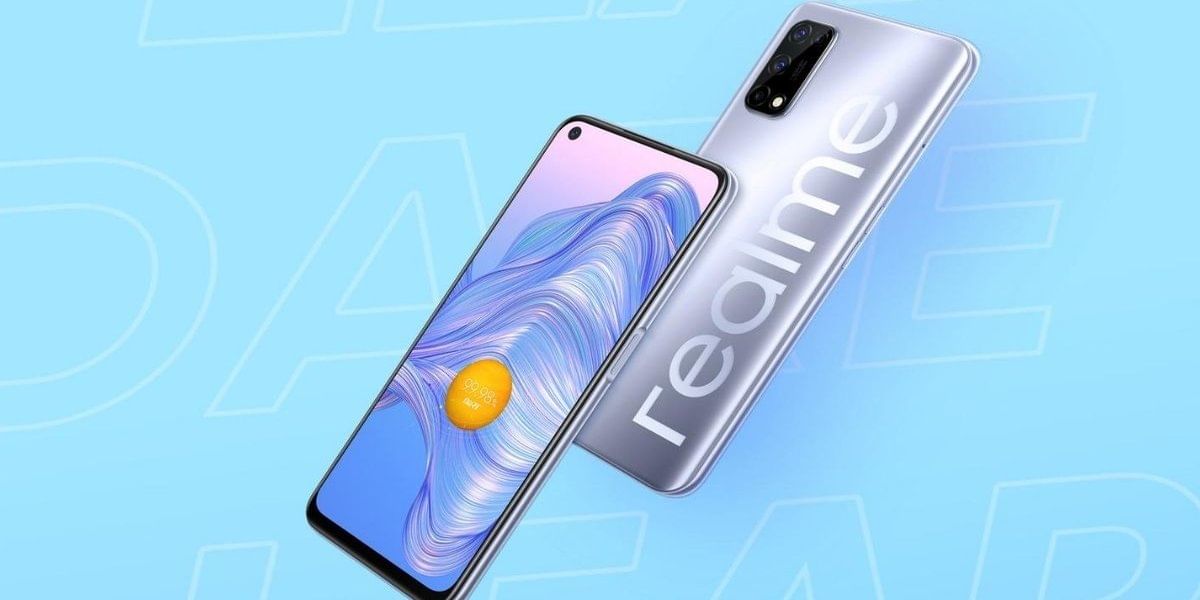 Realme 8 5G Alleged Image Surfaces Online, Shows “Dare to Leap” Holographic Branding