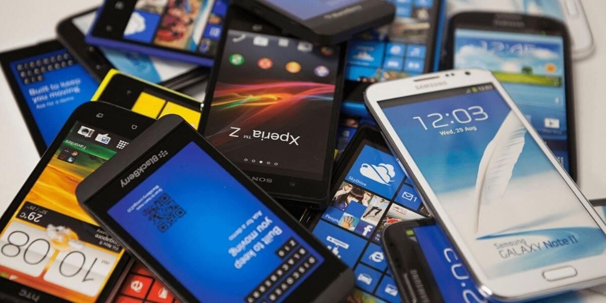 Here’s Why You Should Sell Your Old Gadgets Right Now!