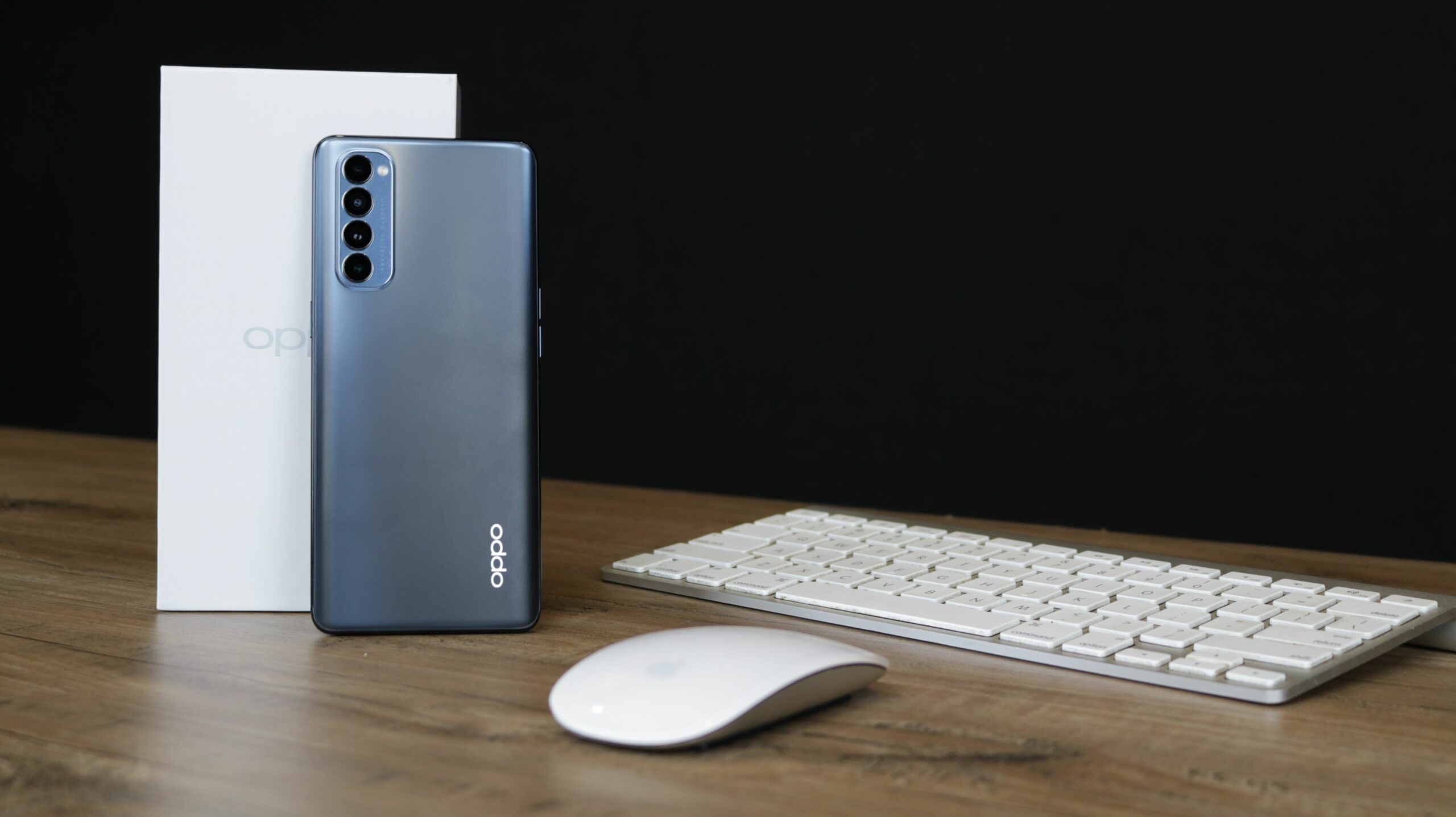 oppo-reno4-pro-design