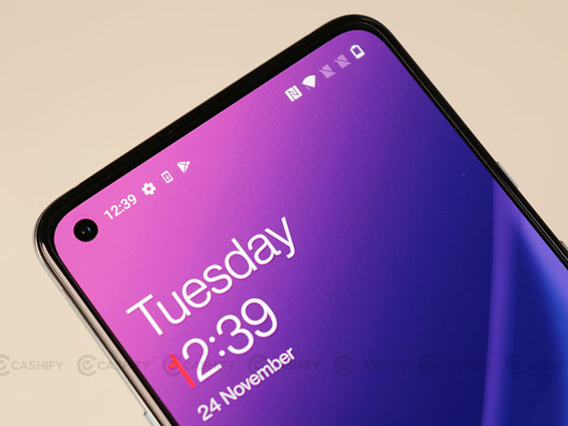 oneplus-8t-punch-hole