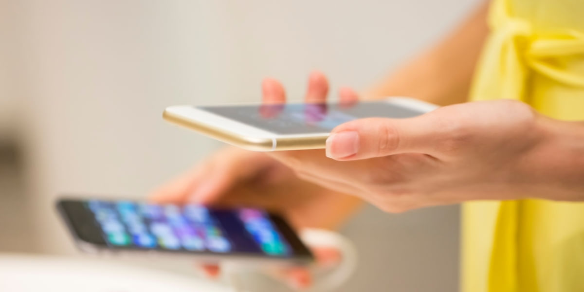 9 Signs That The New Phone That You Are Buying Is A Total Waste