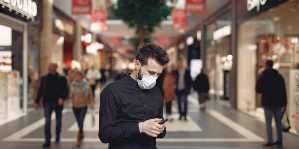ways smartphone can save your time and money
