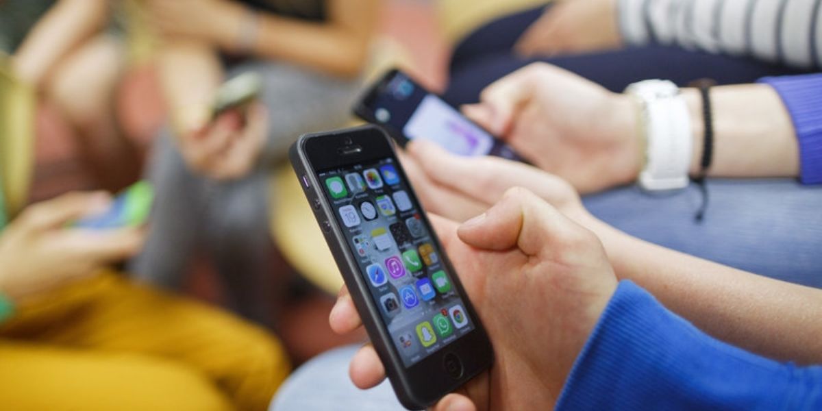 6 Powerful Ways To Curb Smartphone Addiction