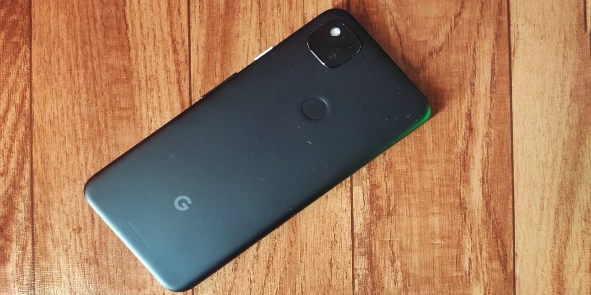 Google Pixel XE To Have Thick Bezels, Punch Hole Cutout