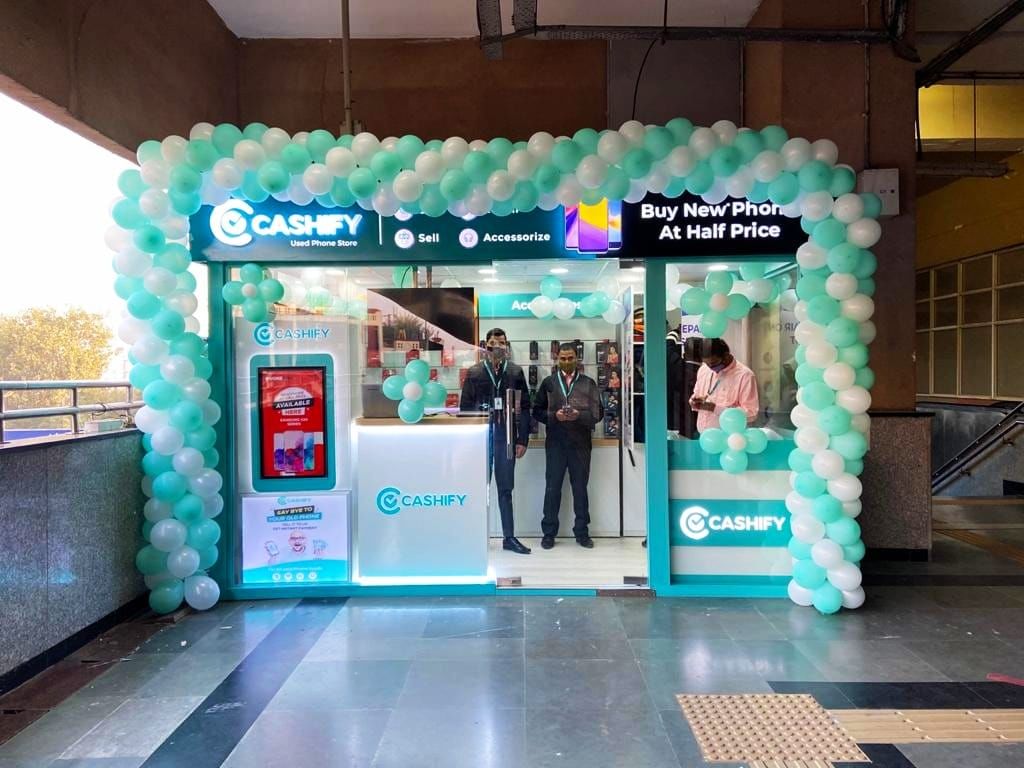 Cashify Buy, Sell, and Repair Mobile Store Neelam Chowk Faridabad