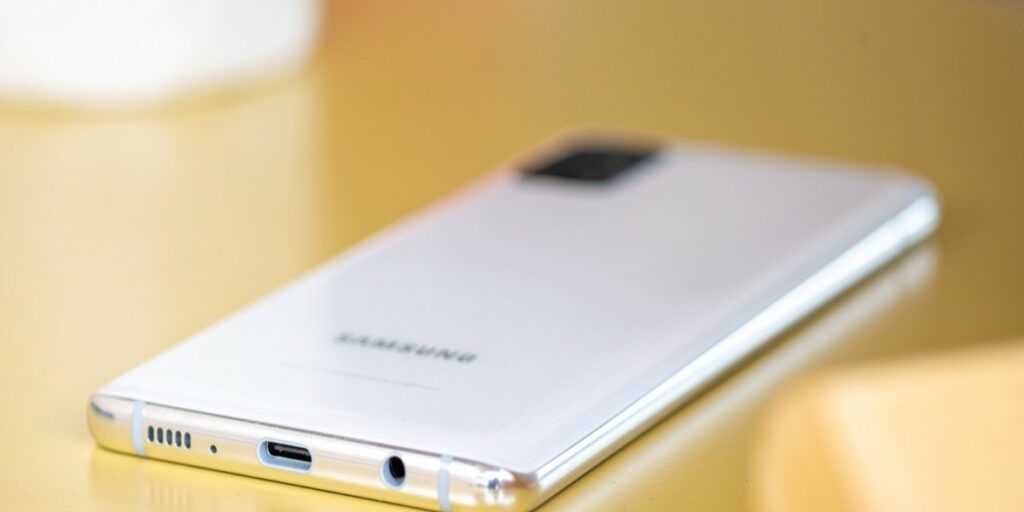 Samsung Galaxy A52 5G Renders Leak Four New Colour Variants
