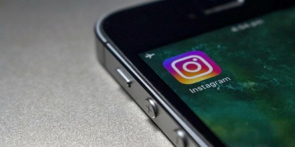 https://s3b.cashify.in/gpro/uploads/2021/02/10180400/Instagram-logo_1200x600-1024x512.jpg