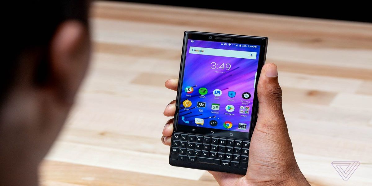 BlackBerry To Roll Out 5G Phones With Physical QWERTY Keypads