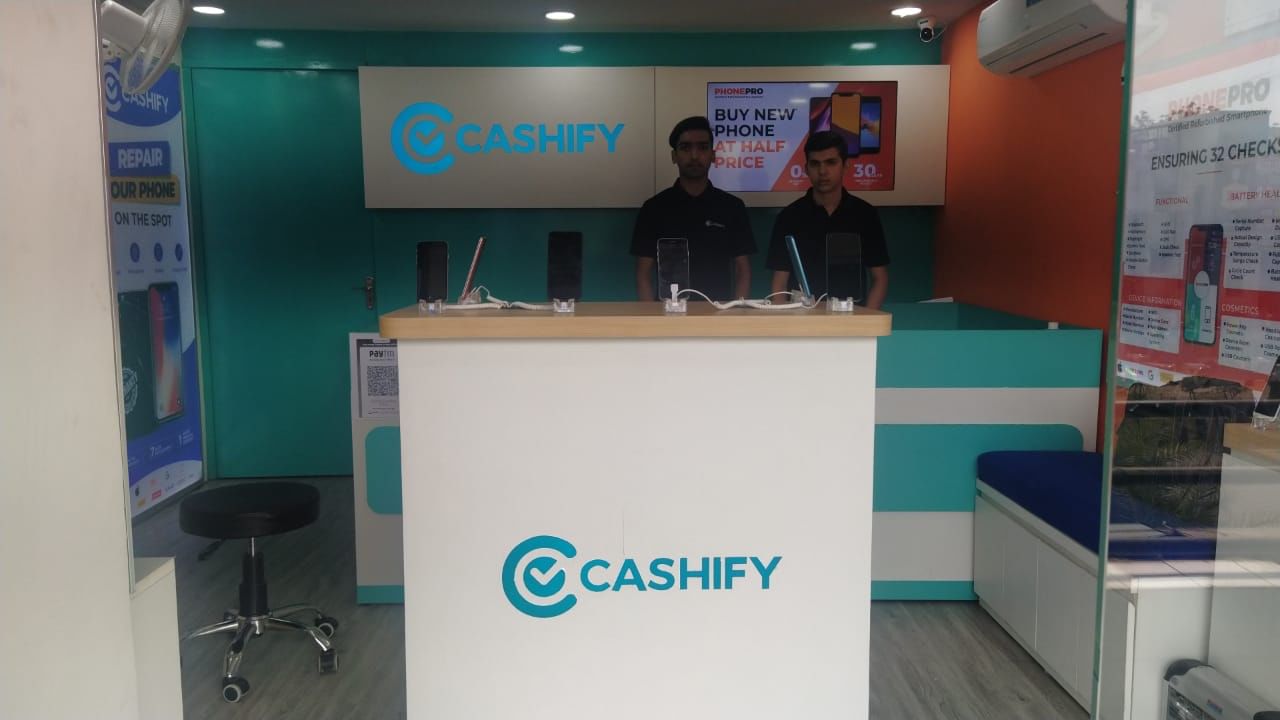 Cashify Buy, Sell and Repair Mobile Store Somdutt Plaza Kanpur