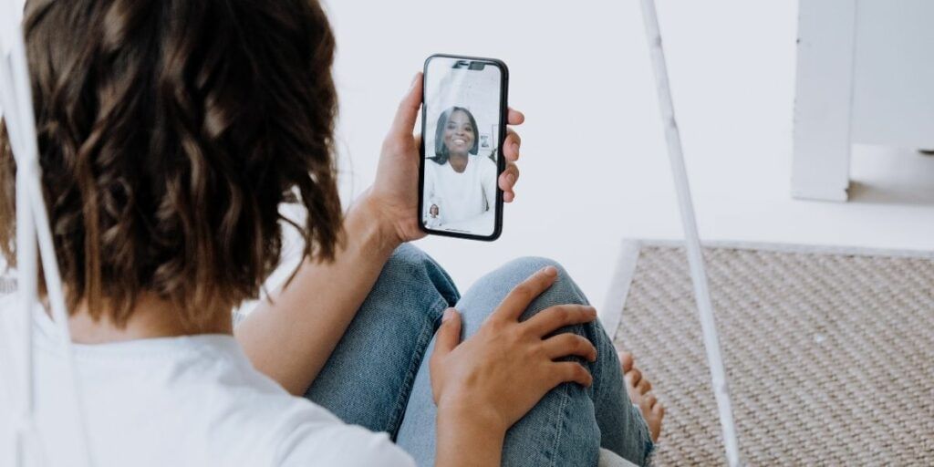 Fake Eye Contact in Facetime | iPhone 12