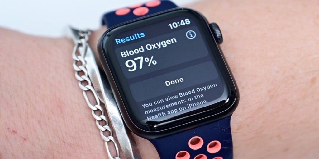 https://s3b.cashify.in/gpro/uploads/2021/05/05162507/apple_watch_2_1200x600-1024x512.jpg