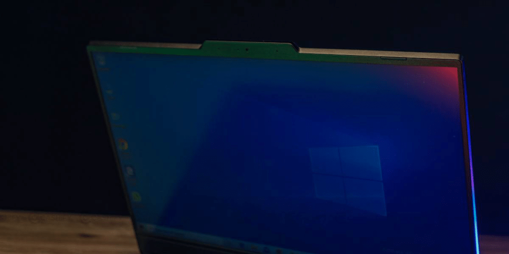 AVITA laptop display