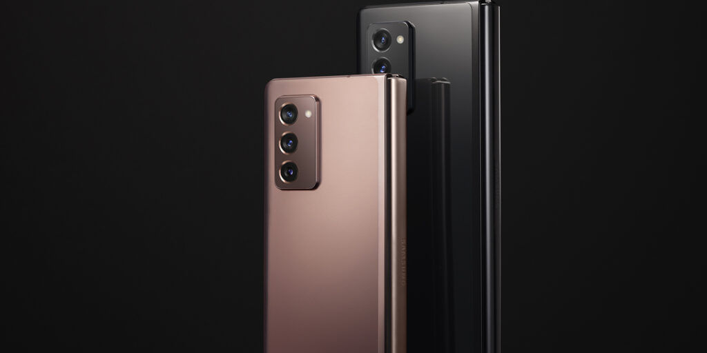 https://s3b.cashify.in/gpro/uploads/2021/06/09144941/Galaxy-Z-Fold-2-Color-Options-1024x512.jpg