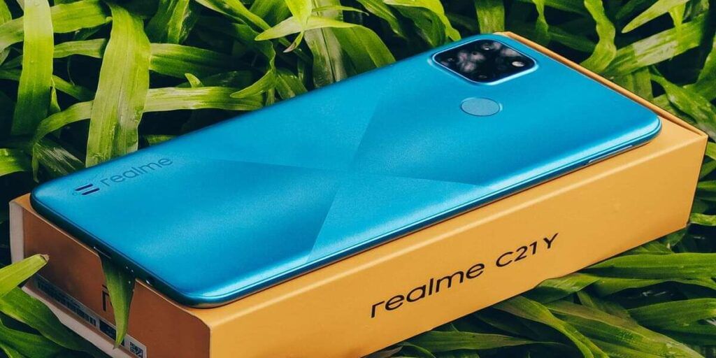 https://s3b.cashify.in/gpro/uploads/2021/06/10071619/Realme-C21Y-Render-1024x512.jpg
