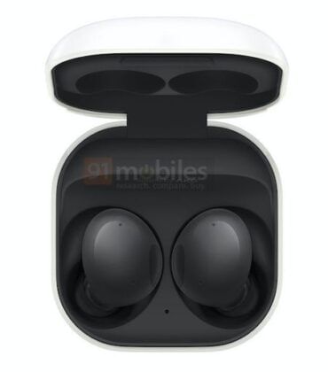 https://s3b.cashify.in/gpro/uploads/2021/06/26141407/Samsung-Galaxy-Buds-2-Charging-Case.jpg