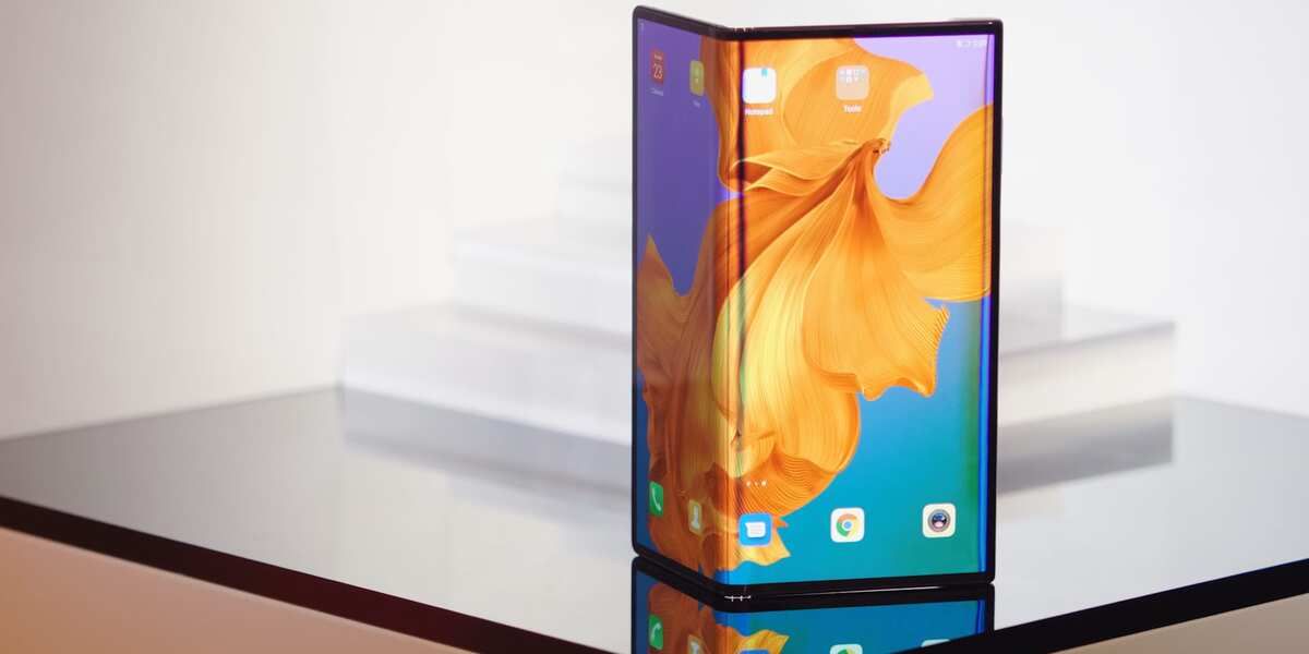 Huawei Foldable Phone With Unique Design In The Works
