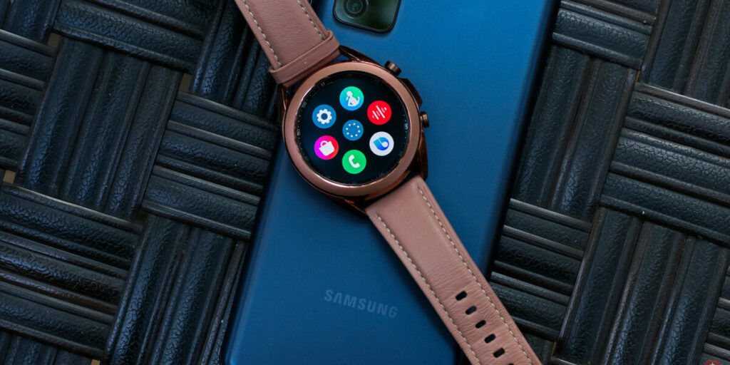 https://s3b.cashify.in/gpro/uploads/2021/07/10164409/Samsung-Galaxy-Watch-4-1024x512.jpg