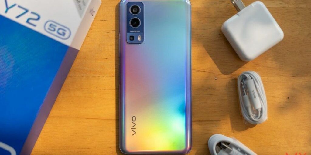 https://s3b.cashify.in/gpro/uploads/2021/07/13112025/Vivo-Y72-5G-Back-Panel-1024x512.jpg