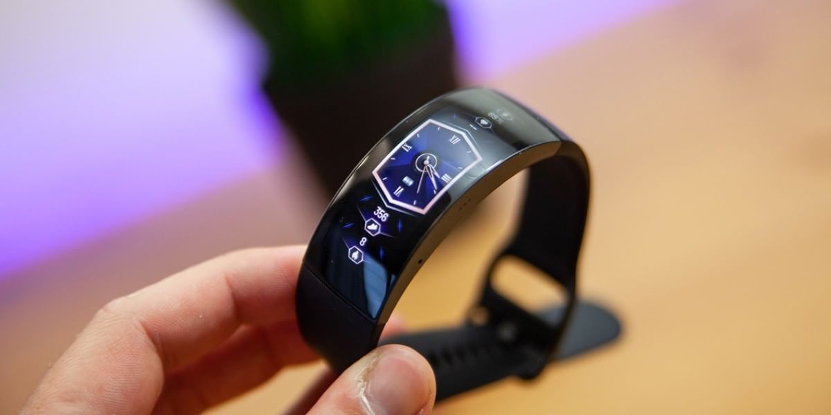 Xiaomi Mi Band X Can Have A Display That Wraps Around Your Wrist