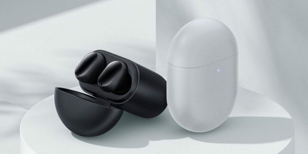 Buds 3 features a 12 mm dynamic coil which gives better sound clarity and bass.