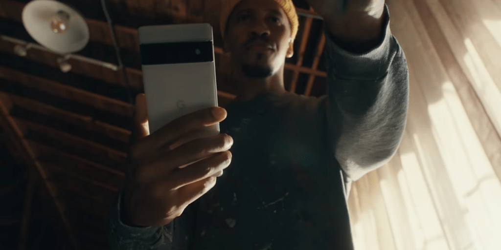 Google Pixel 6 In-Hand Reveal 2