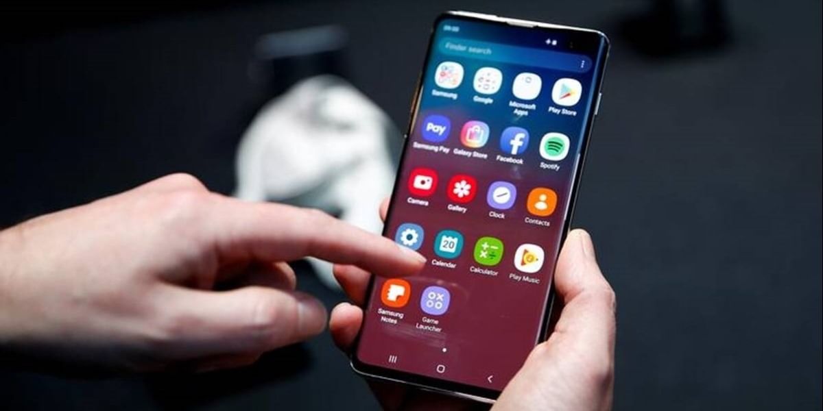 Samsung Promises to Remove ads From its One UI Android Apps