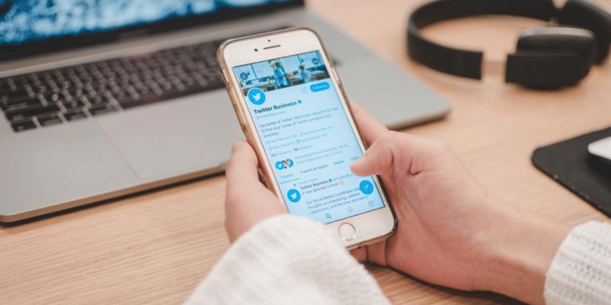 Twitter Redesigning Labels for Potentially Misleading Tweets