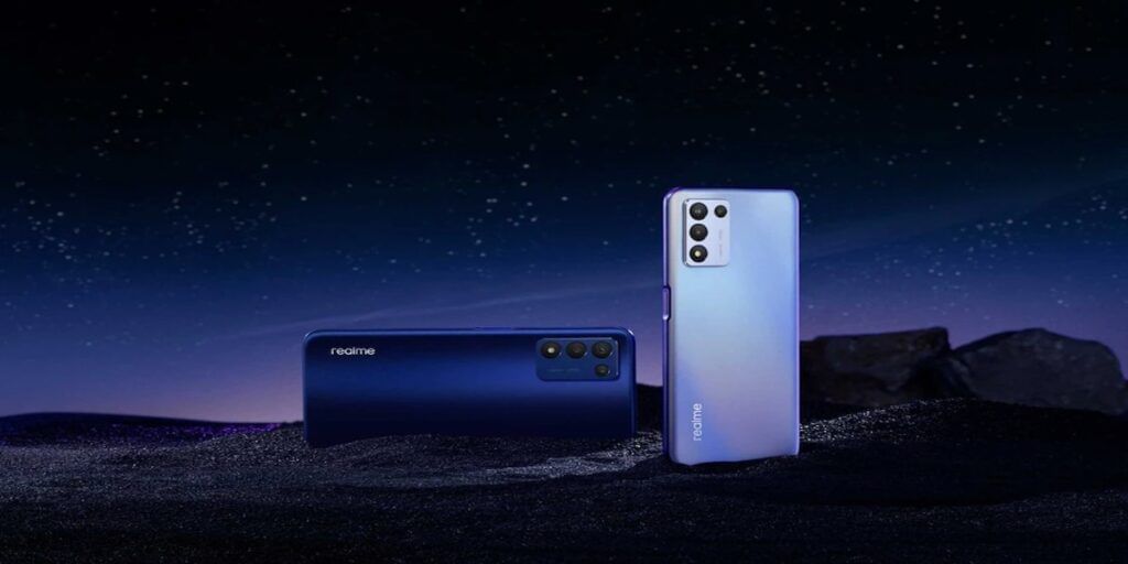 https://s3b.cashify.in/gpro/uploads/2021/10/16122018/realme_q3s_blue_purple_weibo_1634298941117-1024x512.jpg