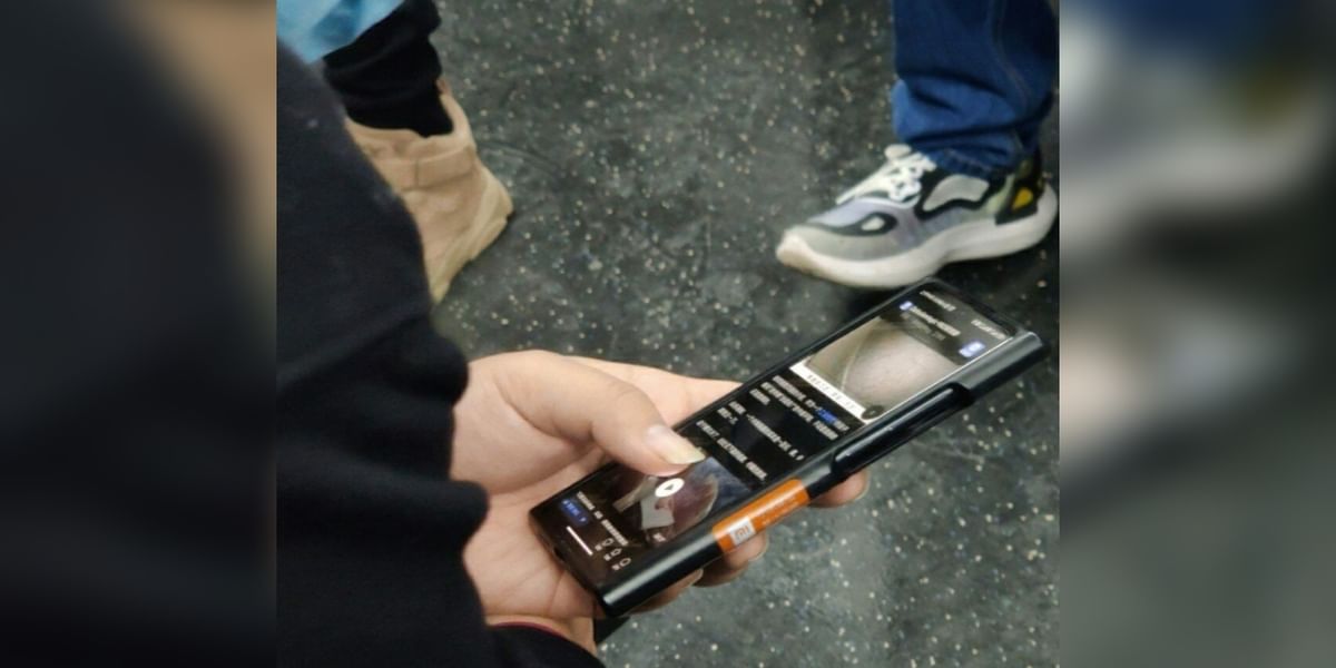 Xiaomi 12 Live Images Surface Online, Here’s What They Reveal