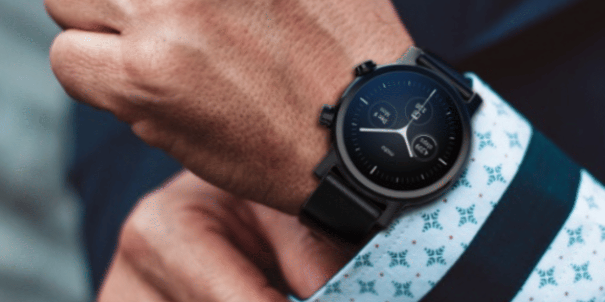 Moto Watch 100 Design and Specs Leaked