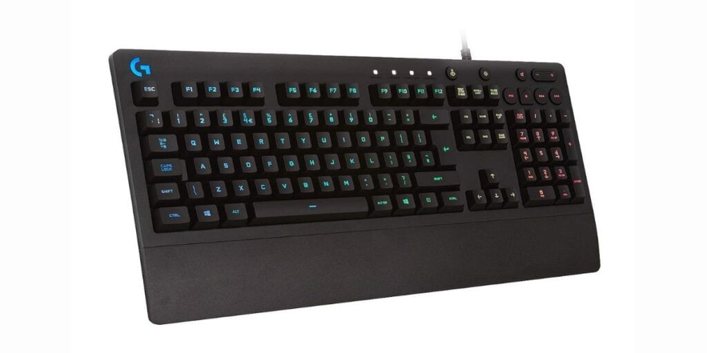 logitech G213 keyboard
