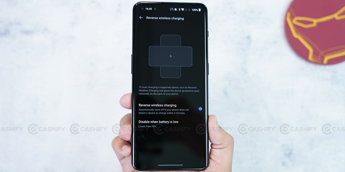 OnePlus 10 Pro reverse wireless charging