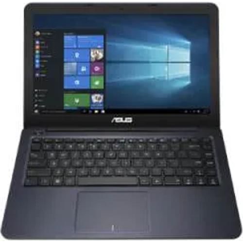 Asus Eeebook E402Sa Wx013T Celeron Dual Core 2 Gb 32 Gb Ssd Windows 10 Front
