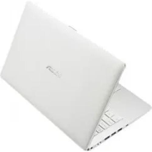 Asus X200La Kx034D Core I3 4Th Gen 4 Gb 500 Gb Dos Front