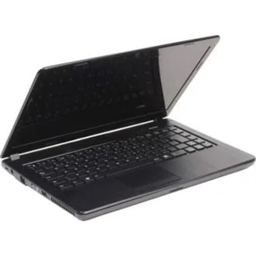 Acer Gateway 4250S (UN.Y2ASI.113) (AMD Dual Core A4/2 GB/320 GB/Linux)