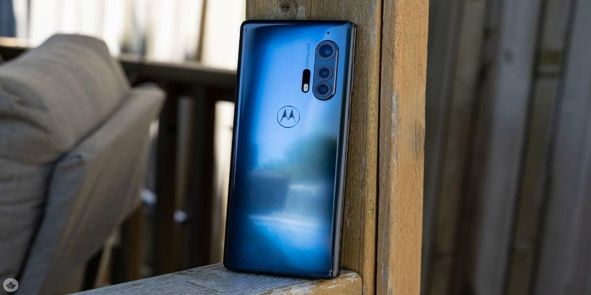 Moto Edge 30 Pro
