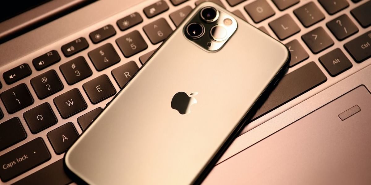 Apple Days Sale