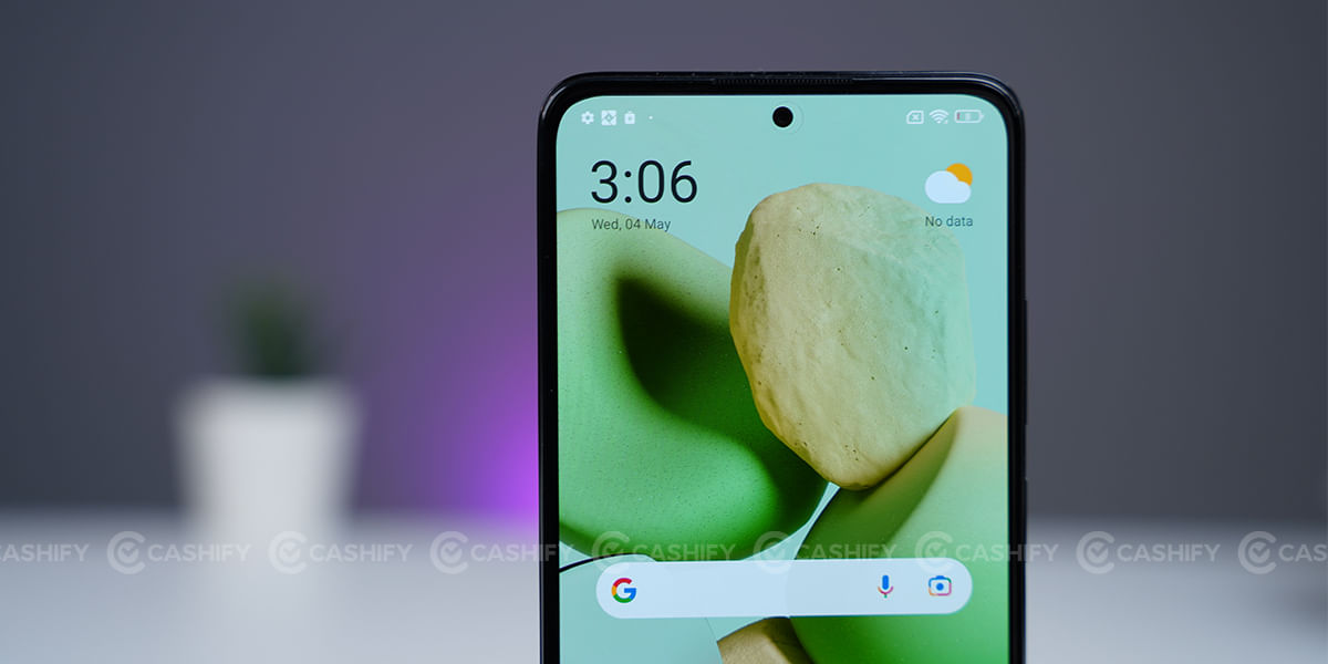 POCO X4 Pro 5G punch-hole selfie camera