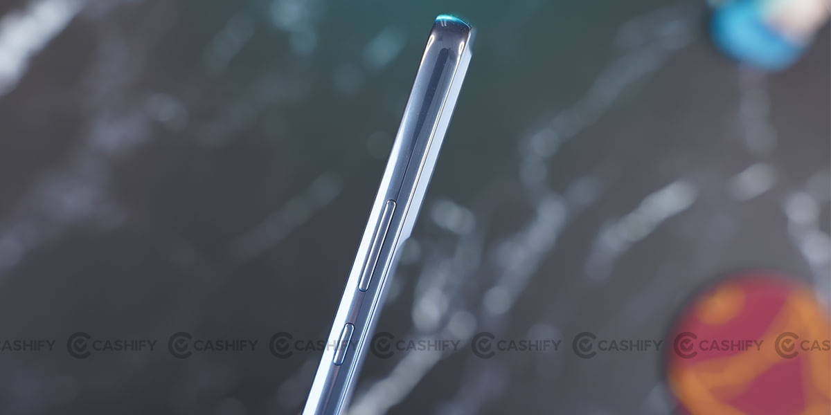 Samsung Galaxy A53 5G right side