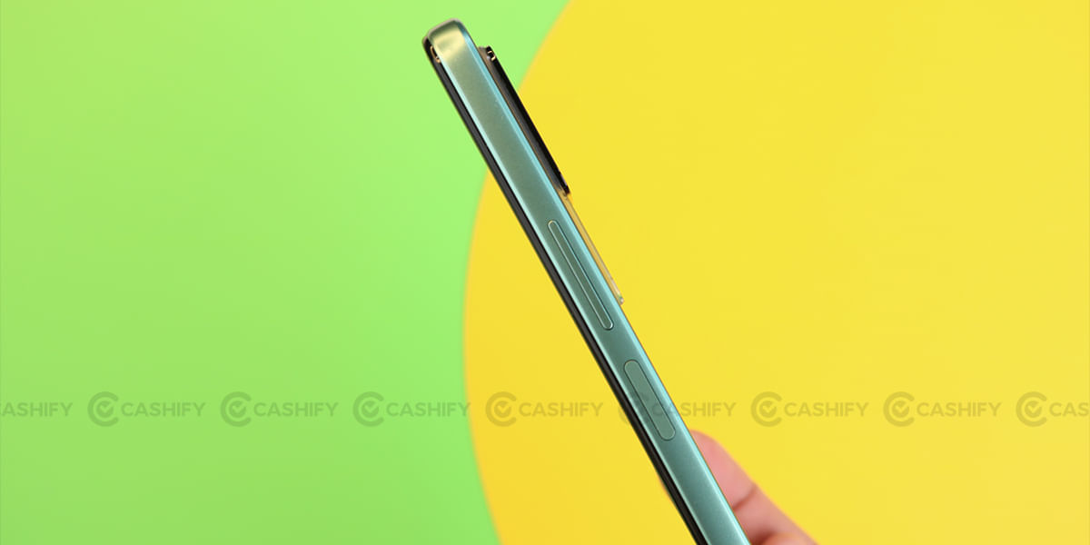 POCO F4 fingerprint scanner