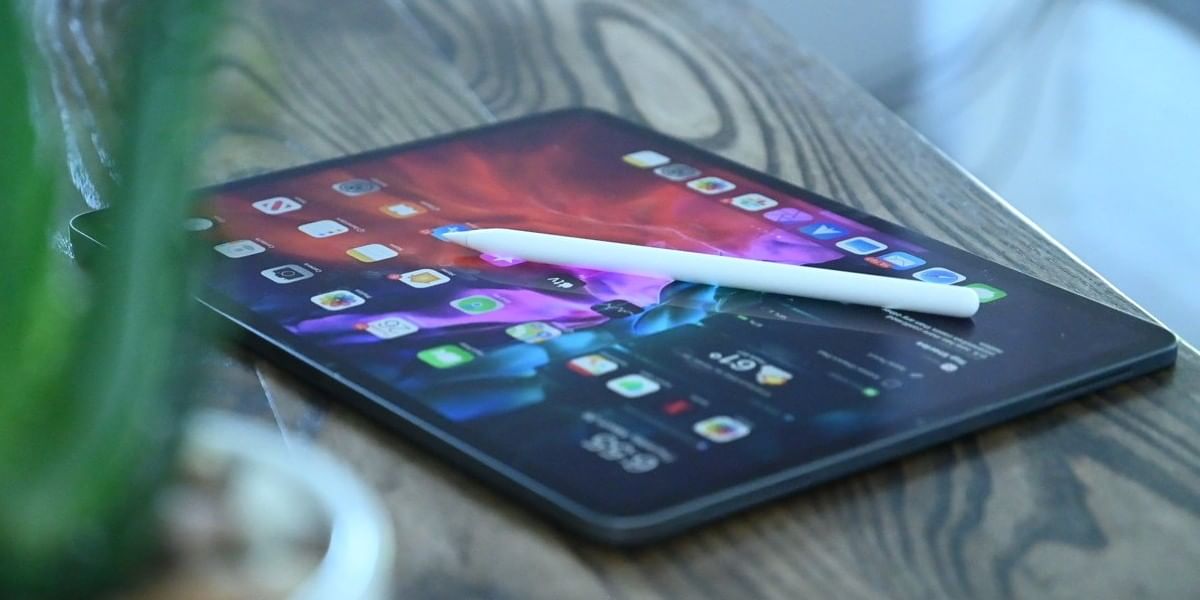 Apple To Develop A Larger iPad Pro Model: Reports