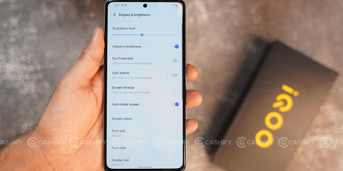 iQOO Neo 6 display brightness