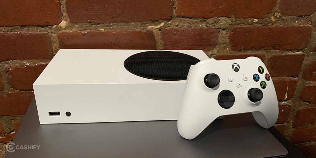 Xbox Series S gaming consoles